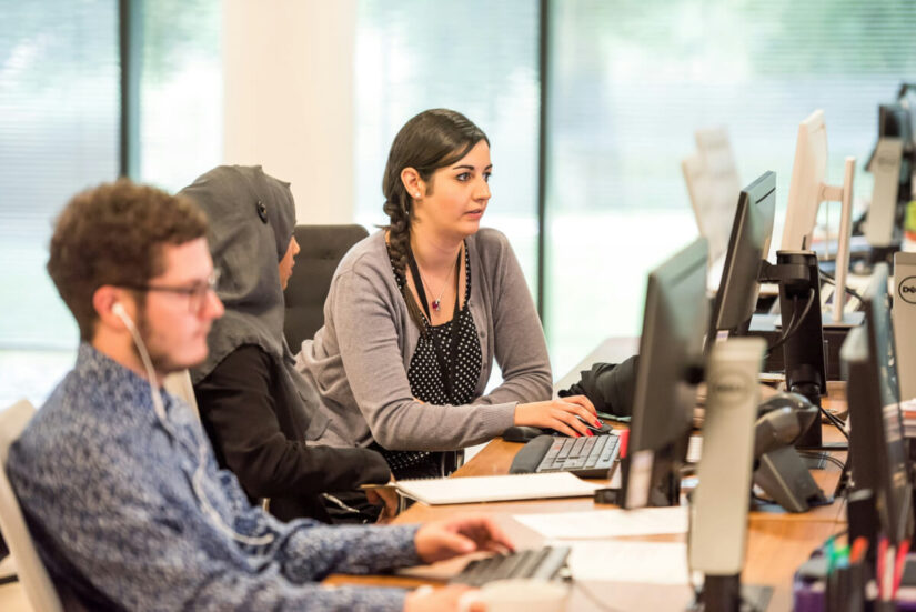 Top Features to Look for in Manufacturing Payroll Software